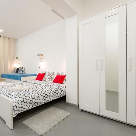 Studio Apartment Sesula Split Kültér fotó