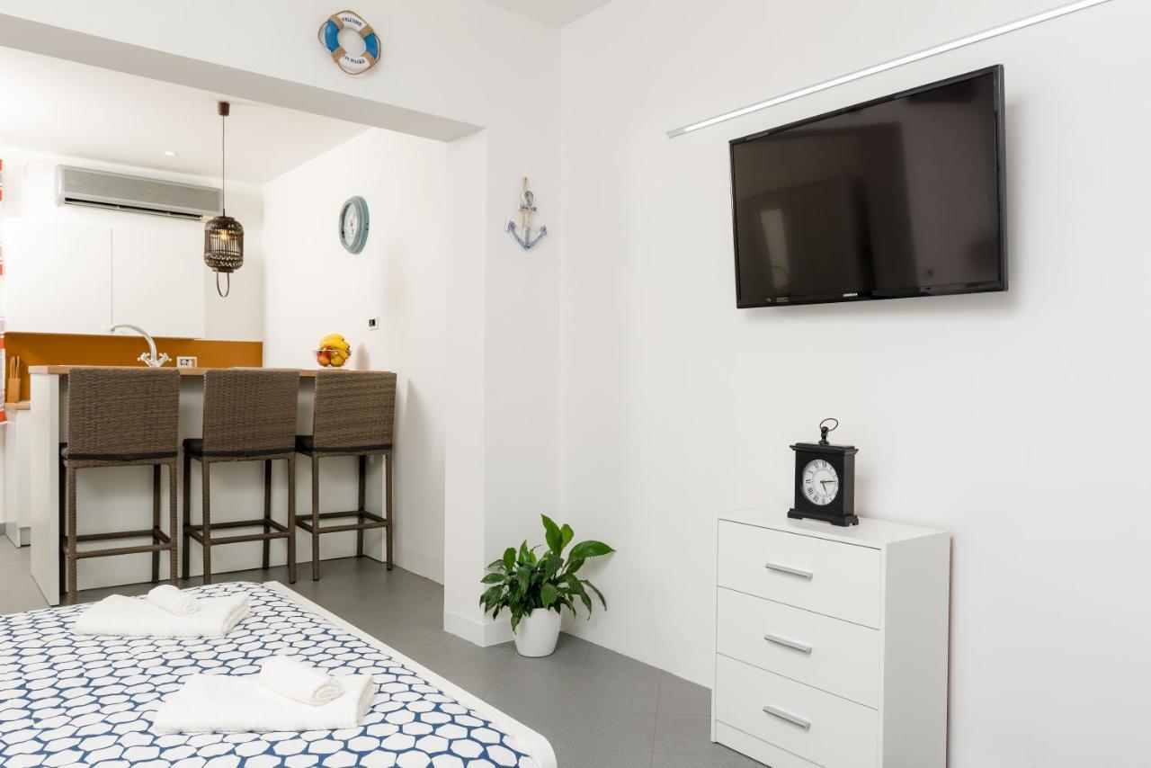 Studio Apartment Sesula Split Kültér fotó