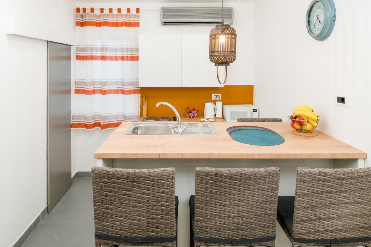 Studio Apartment Sesula Split Kültér fotó